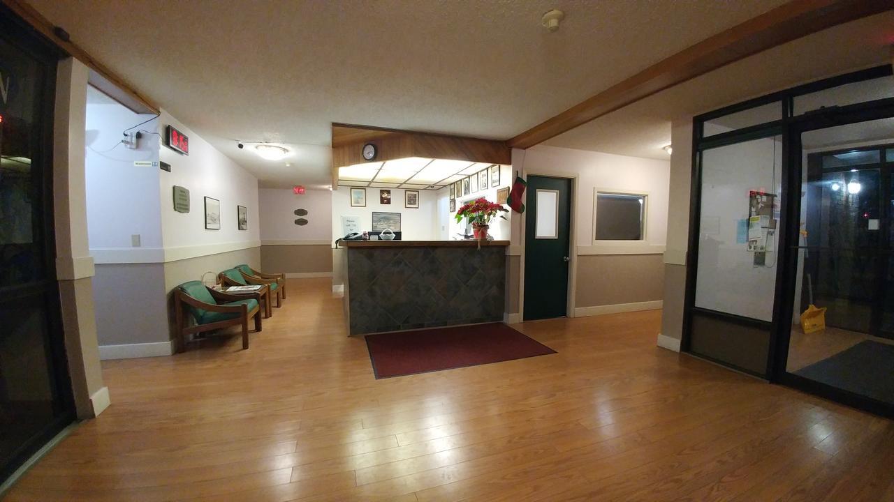 Vulcan Country Inn Exterior photo